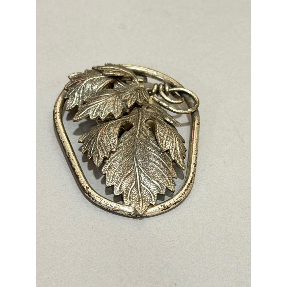Vintage Leaf Fur‎ Clip Womens Silver Tone  Art Deco Botanical Brooch